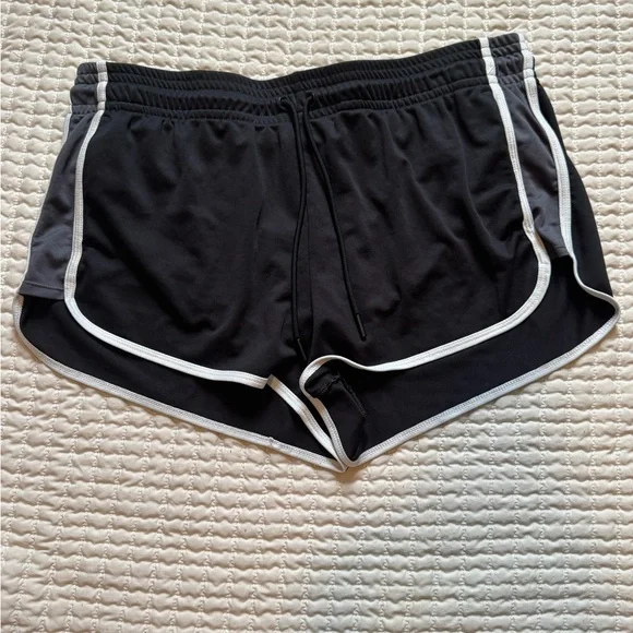 Athletic Works Set of Four Athletic Shorts XXL - Picture 2 of 8